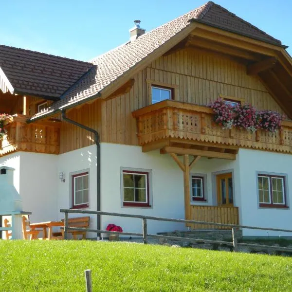 Ferienhaus Longa，位于Weisspriach的酒店