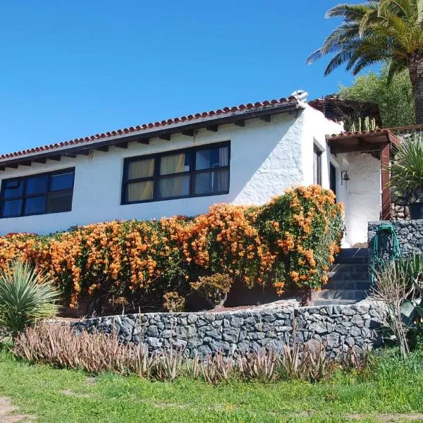 Pico Hincado Rural House，位于圣地亚哥海滩的酒店