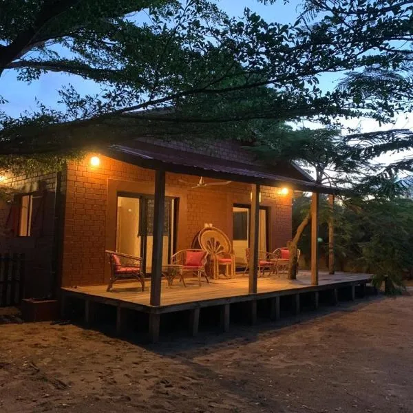 Natura luxury red house，位于Ouidah的酒店