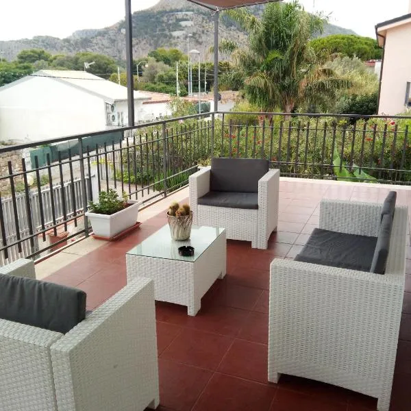 Appartamento a Mondello，位于蒙德罗的酒店