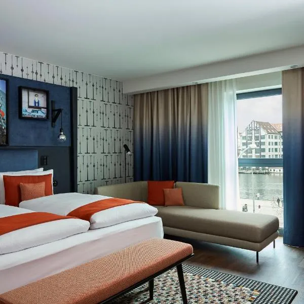 Hotel Indigo Berlin - East Side Gallery，位于柏林的酒店