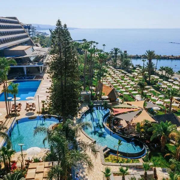 利马索尔阿马图斯海滩酒店，位于济奇的酒店