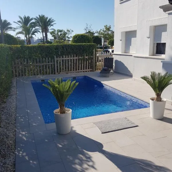 Villa mit privatem Pool, zentrumsnah，位于Casas del Cura的酒店