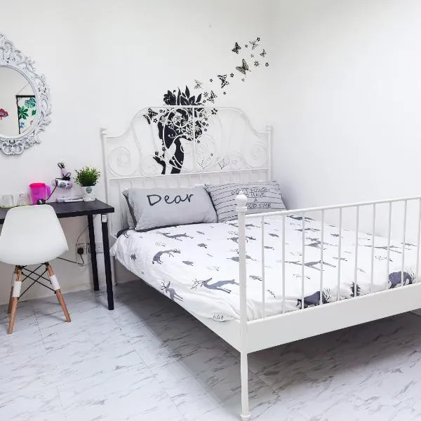 G Traveler Accommodation Homes 居旅舍，位于科塔达曼萨拉的酒店