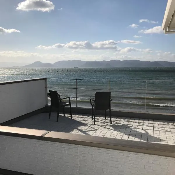 UOGASHI 7070 Ocean View，位于直岛町的酒店