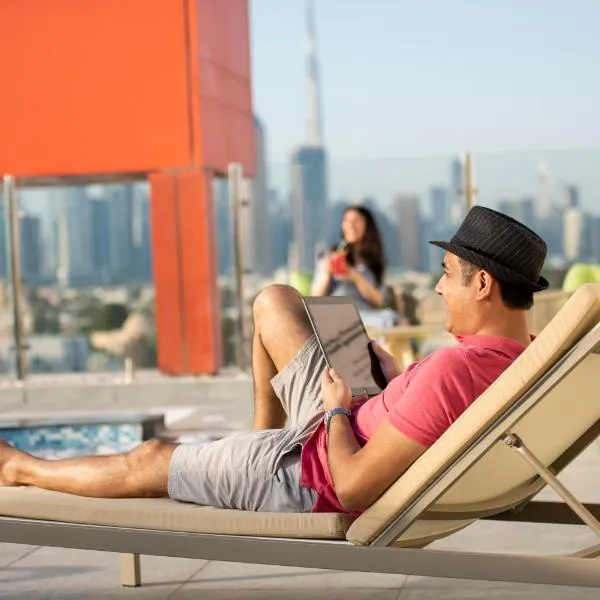URBAN Al Khoory Hotel，位于迪拜的酒店