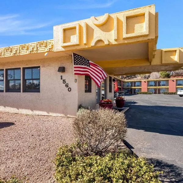 Kings House Motor Hotel，位于弗拉格斯塔夫的酒店