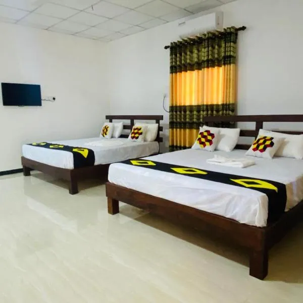 Hotel Surasa，位于库鲁内格勒的酒店
