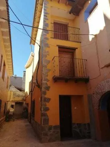 Casa Rural La Malena，位于Santa Cruz de Nogueras的酒店