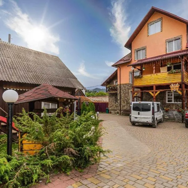 Садиба Рокса з басейном，位于斯拉夫西克的酒店