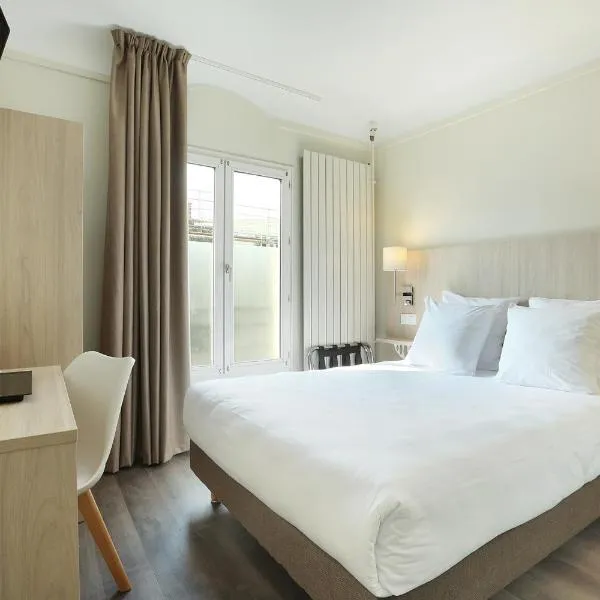 穆拉酒店，位于La Celle-Saint-Cloud的酒店