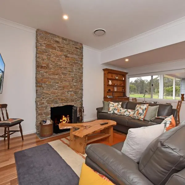 Kinloch Cottage Stunning Stay on Daisy Hill Vineyard，位于波高尔宾的酒店