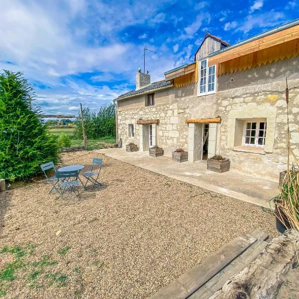 Gîte au coeur d'une propriété équestre，位于阿洛讷河畔布兰的酒店