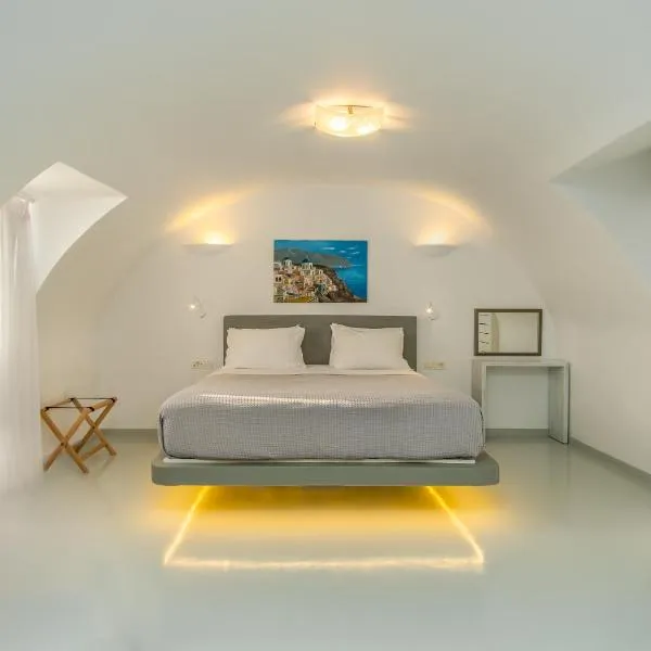 Central Fira Suites，位于锡拉夏岛的酒店