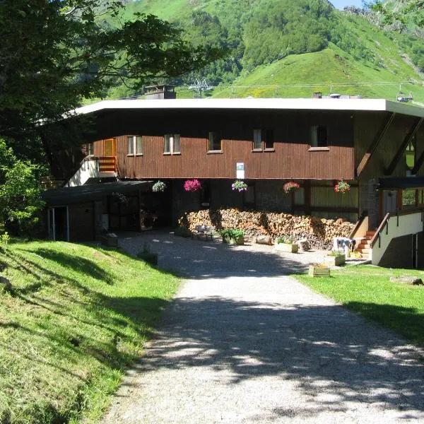 Auberge de Jeunesse HI Le Mont-Dore，位于勒蒙多尔的酒店