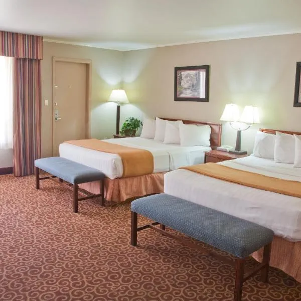 红箭套房宾馆，位于蒙特罗斯的酒店