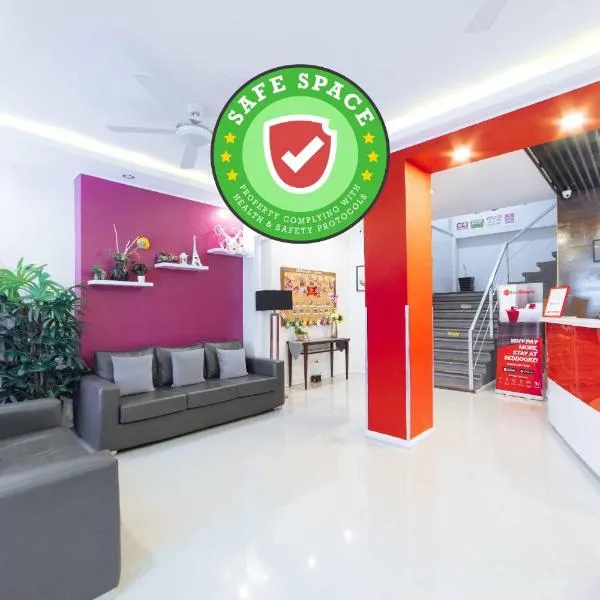 RedDoorz Plus near SM Lanang Davao，位于达沃市的酒店