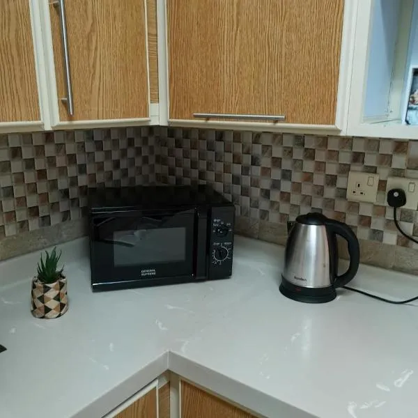Al Shadi Apartment Private Tourism,位于延布的酒店