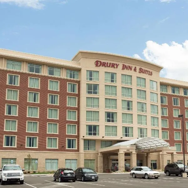 Drury Inn and Suites Denver Central Park，位于Henderson的酒店