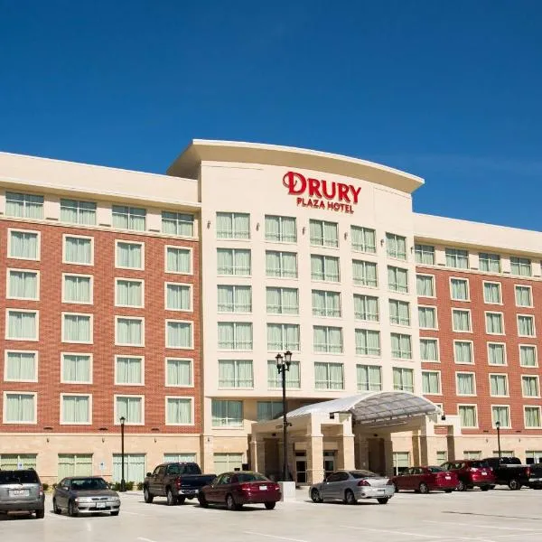 Drury Plaza Hotel St. Louis St. Charles，位于圣查尔斯的酒店