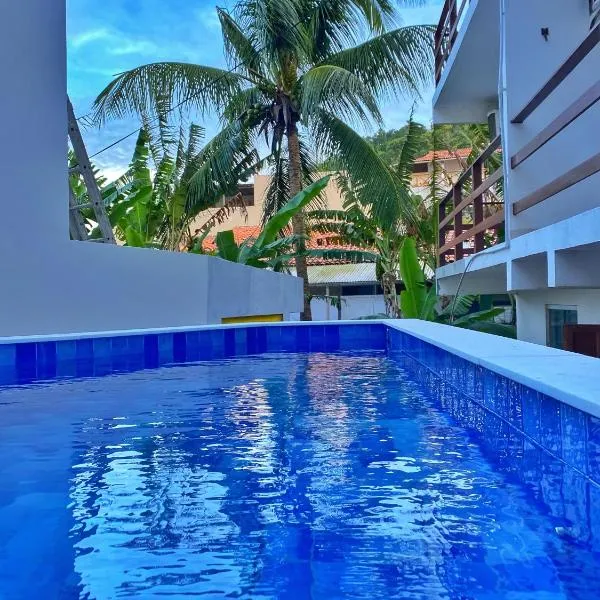 Pousada Primeira Praia Suítes，位于莫罗圣保罗的酒店