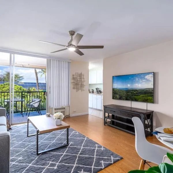 Top Floor Ocean Views Condo，位于基黑的酒店