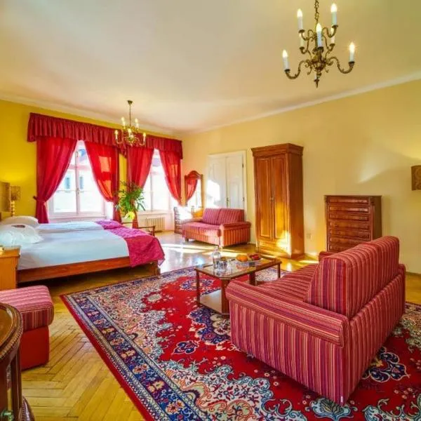 Josephine Old Town Square Hotel - Czech Leading Hotels，位于布拉格的酒店