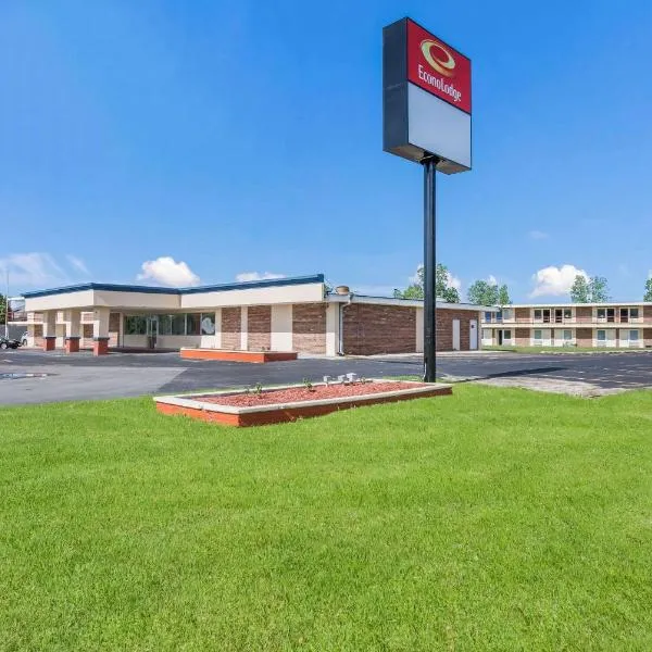 Econo Lodge Neenah，位于尼纳的酒店