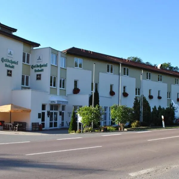鲁巴斯特希斯酒店，位于Rotta的酒店