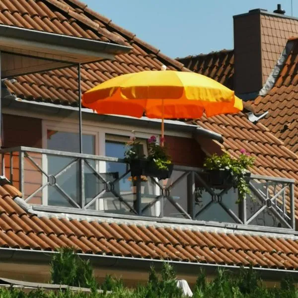 Ferienwohnung "Zur Biene"，位于Laßrönne的酒店