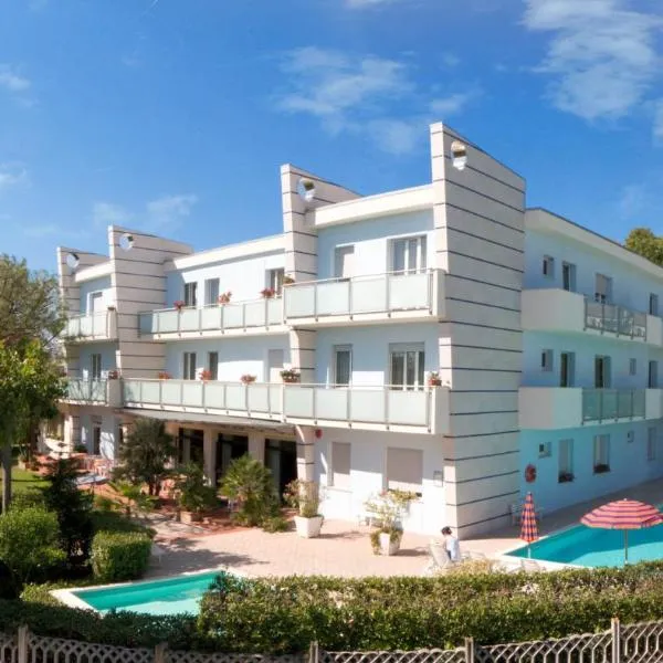 Hotel Kon Tiki，位于Santa Maria a Potenza的酒店