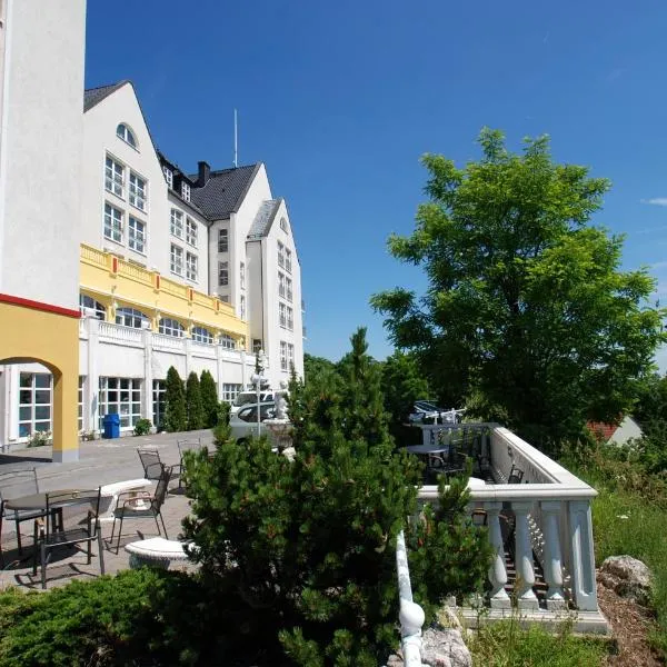 巴特弗兰肯豪森住宅酒店，位于Göllingen的酒店