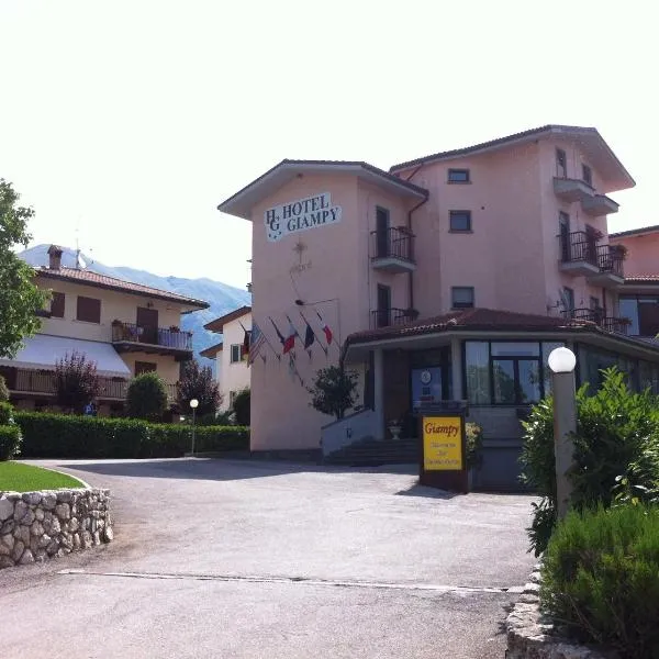 Hotel Giampy，位于Camarda的酒店