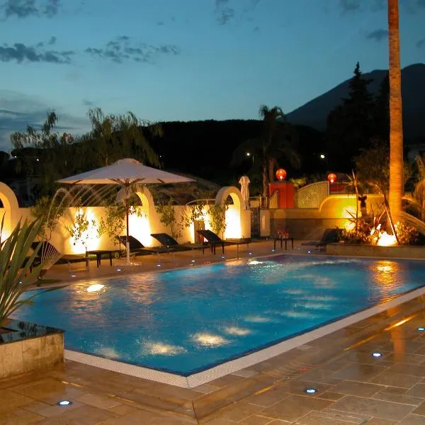 罗森塔尔宫维斯阿欧度假酒店，位于泰卡斯的酒店