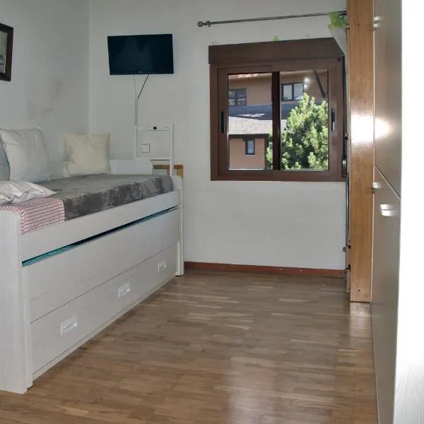 Apartamento en Baqueira a 100 metros de la telecabina，位于上阿兰的酒店