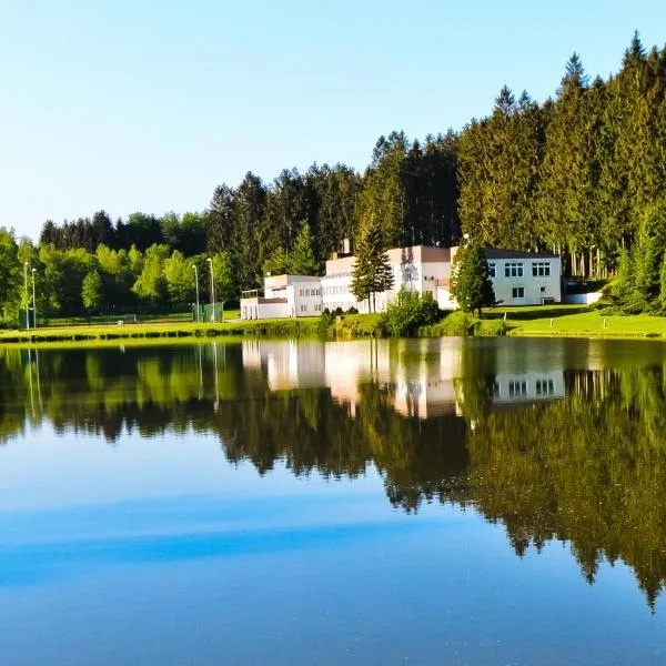 Resort Luna Vysočina，位于萨扎瓦河畔斯韦特拉的酒店