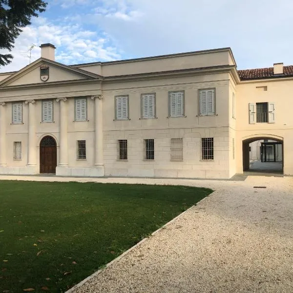 Villa Cantoni Marca，位于萨比奥内塔的酒店