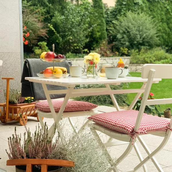 Hotel Arcus Garden，位于布拉迪斯拉发的酒店