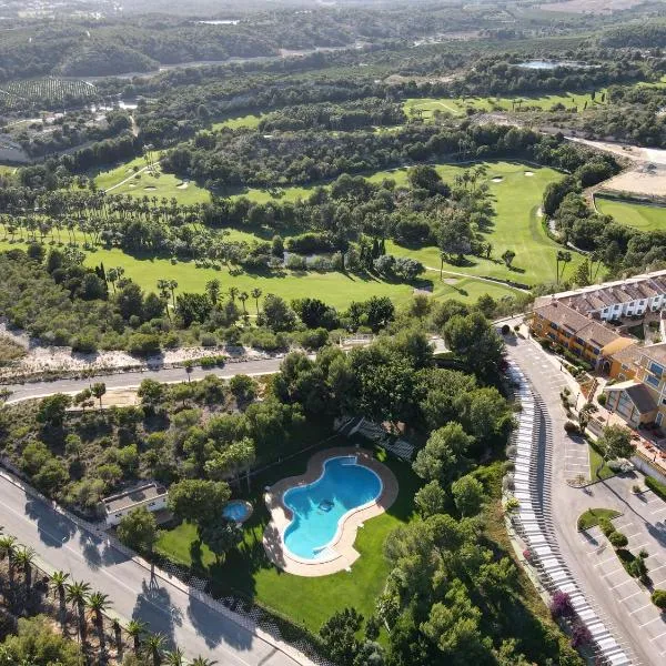 Apartamentos Lomas De Campoamor，位于坎波阿莫的酒店