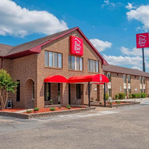 Red Roof Inn Roanoke Rapids，位于罗阿诺克拉皮兹的酒店