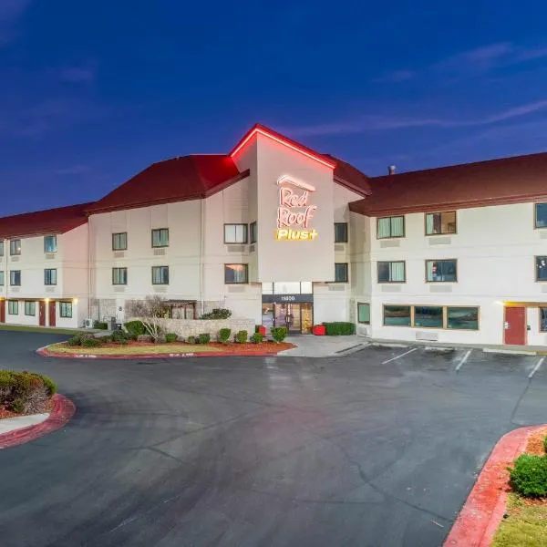 Red Roof Inn PLUS+ El Paso East，位于Tigua的酒店