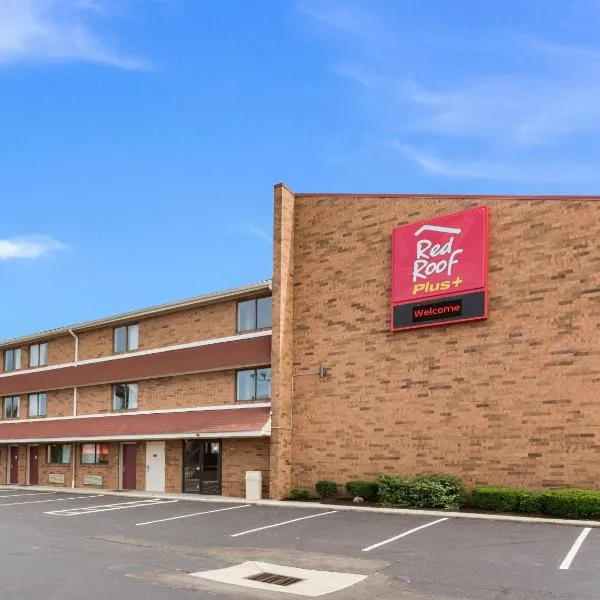 Red Roof Inn PLUS+ Columbus - Worthington，位于Lewis Center的酒店