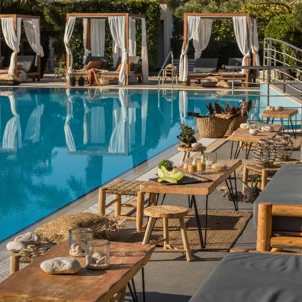 阿维托斯度假酒店，位于Sarlata的酒店