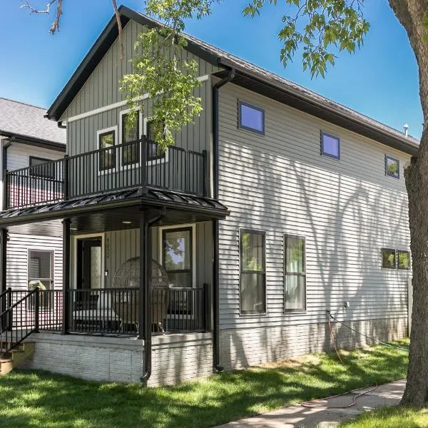 Burnett Cottage - OG，位于锡达拉皮兹的酒店