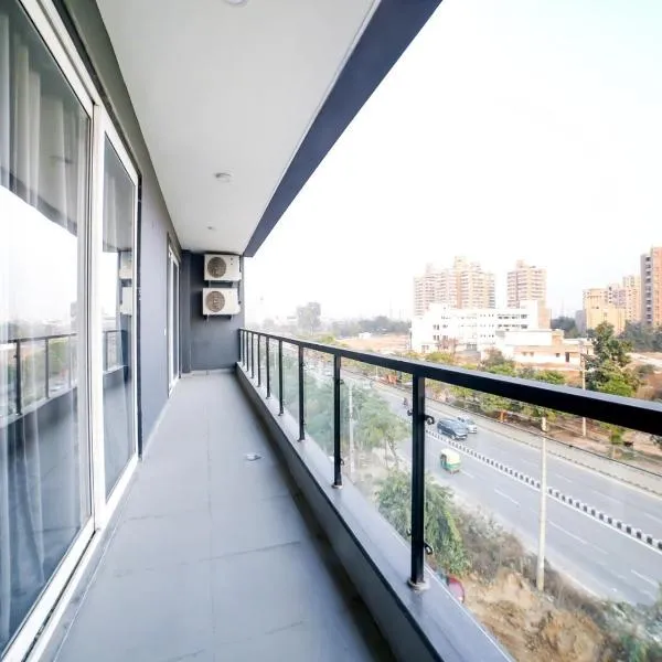 Flora Residency，位于古尔冈的酒店