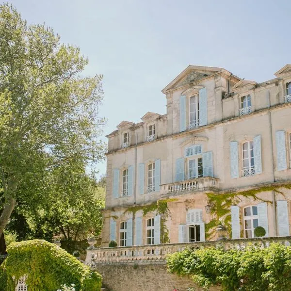 瓦亭城堡酒店，位于Bédarrides的酒店