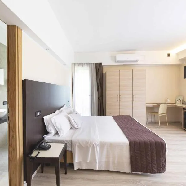 Hotel Alla Corte SPA & Wellness Relax，位于Crosara的酒店
