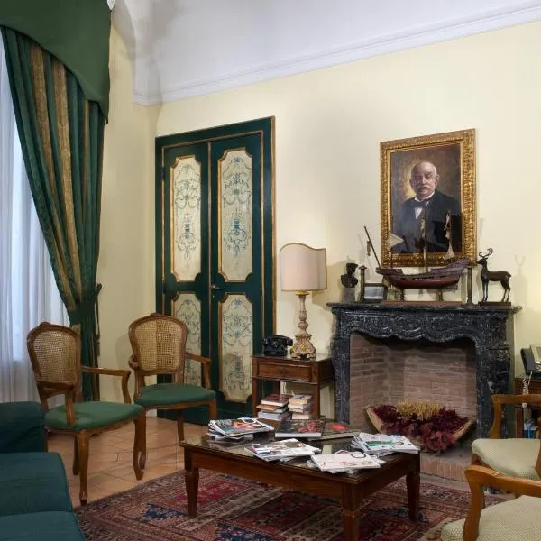 齐亚贾魅力酒店，位于那不勒斯的酒店