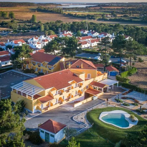 莱茨利亚山乡村酒店，位于Aldeia de Brescos的酒店