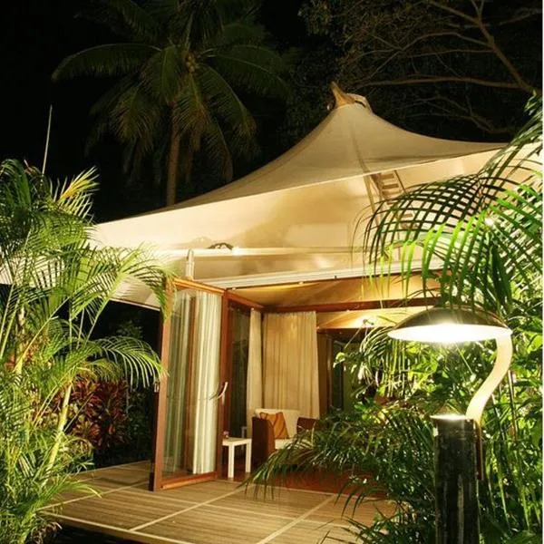 斐济兰花度假村，位于比奇科默岛的酒店
